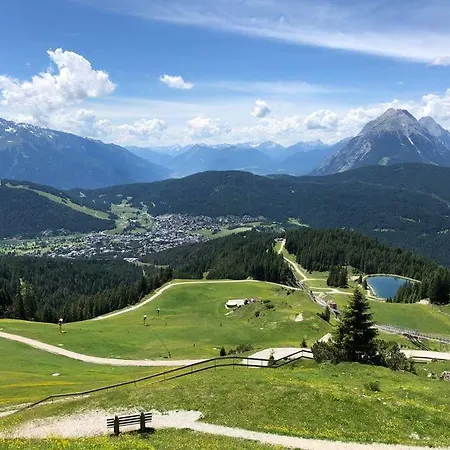 アパート Mit Hallenbad Und Sauna In Seefeld