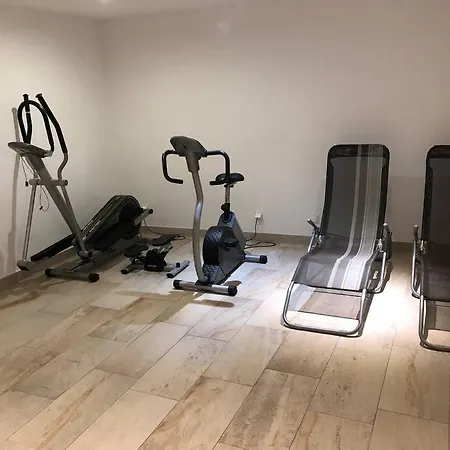 Mit Hallenbad Und Sauna In Seefeld アパート