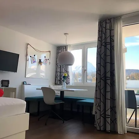 Mit Hallenbad Und Sauna In Seefeld *