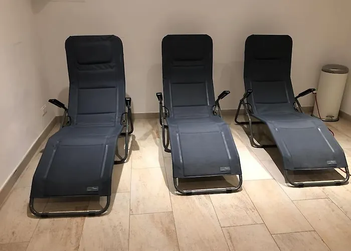 Mit Hallenbad Und Sauna In Seefeld 蒂罗尔-泽费尔德