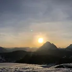 Mit Hallenbad Und Sauna In Seefeld Lägenhet *