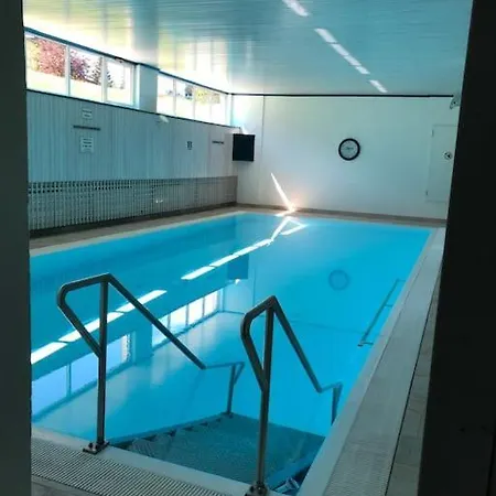 Mit Hallenbad Und Sauna In Seefeld Lägenhet